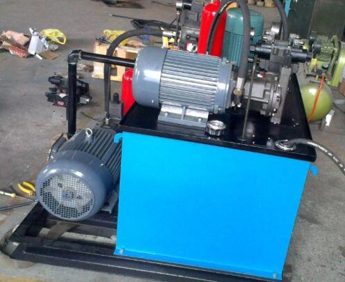 <a href=http://www.hnzzlcjx.com/news_article?news_id=108>液壓設(shè)備</a>